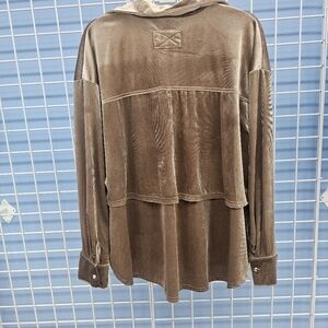 Easel NWT Velvet Double Layer Back Top